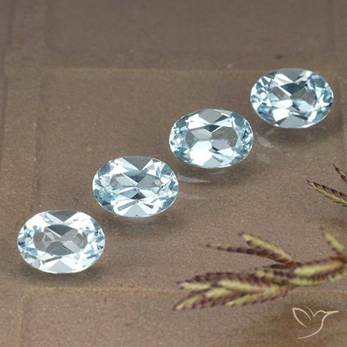 4.08ctw Natürlicher Himmerlblau Topas, Oval, VVS-VS