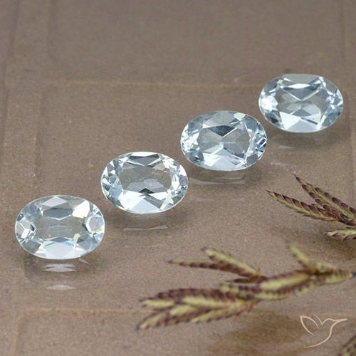 3.72ctw Natürlicher Himmerlblau Topas, Oval, VVS-VS