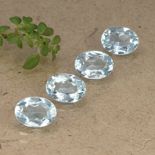 3.89ctw Natürlicher Himmerlblau Topas, Oval, VVS-VS