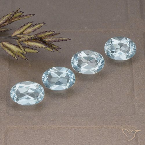 3.97ctw Natürlicher Himmerlblau Topas, Oval, VVS-VS