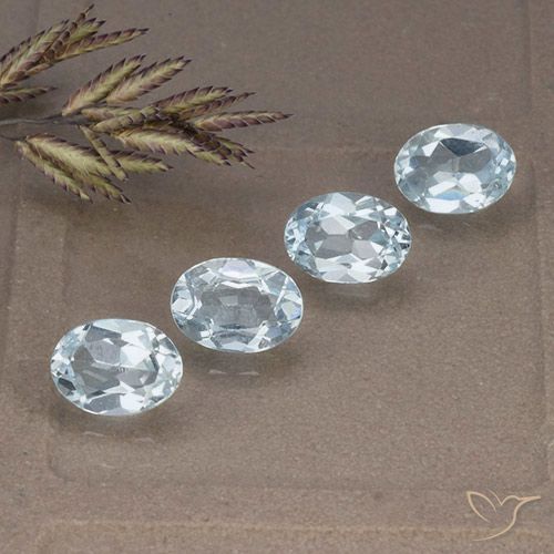 3.96ctw Natürlicher Himmerlblau Topas, Oval, VVS-VS