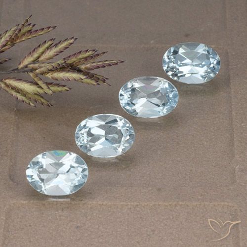 4.38ctw Natürlicher Himmerlblau Topas, Oval, VVS-VS