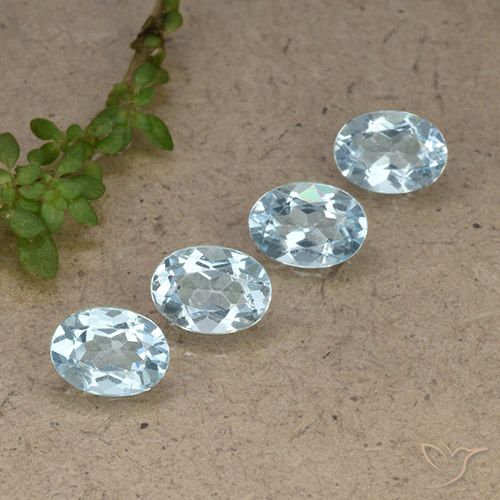 3.78ctw Natürlicher Himmerlblau Topas, Oval, VVS-VS