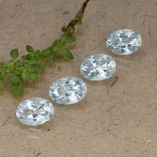 3.74ctw Natürlicher Himmerlblau Topas, Oval, VVS-VS