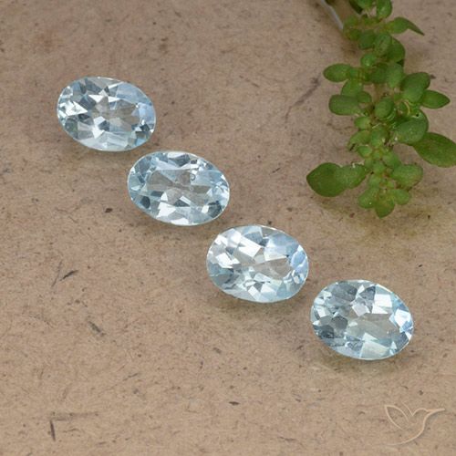 3.55ctw Natürlicher Himmerlblau Topas, Oval, VVS-VS