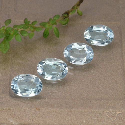 3.74ctw Natürlicher Himmerlblau Topas, Oval, VVS-VS