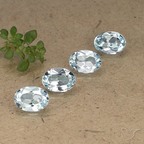 4.03ctw Natürlicher Himmerlblau Topas, Oval, VVS-VS