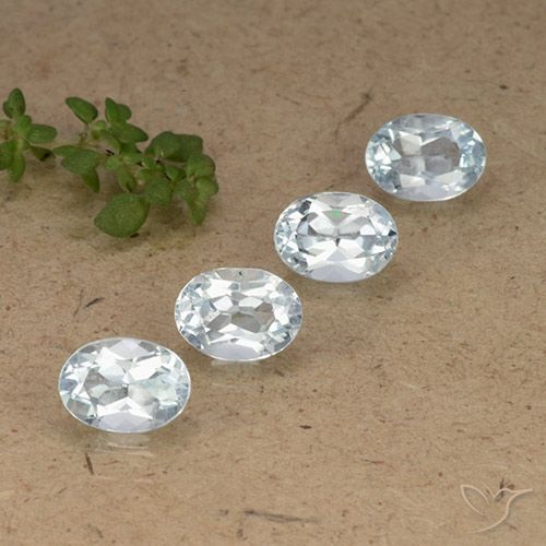 4.25ctw Natürlicher Himmerlblau Topas, Oval, VVS-VS