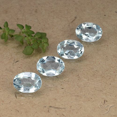 3.98ctw Natürlicher Himmerlblau Topas, Oval, VVS-VS