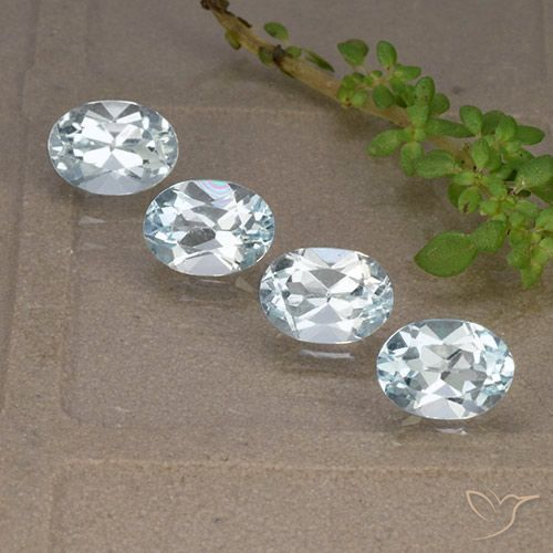 4.38ctw Natürlicher Himmerlblau Topas, Oval, VVS-VS