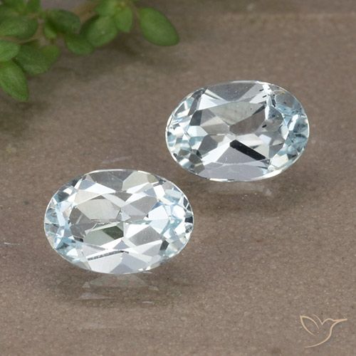 2.03ctw Natürlicher Himmerlblau Topas, Oval, VVS-VS