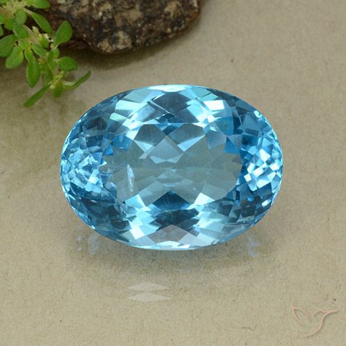 37.42ct Natürlicher Swiss Blue Topas, Oval, VVS-VS