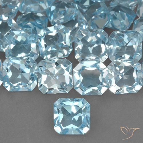 3.04ct Natürlicher Himmerlblau Topas, Smaragdschliff, VVS-VS
