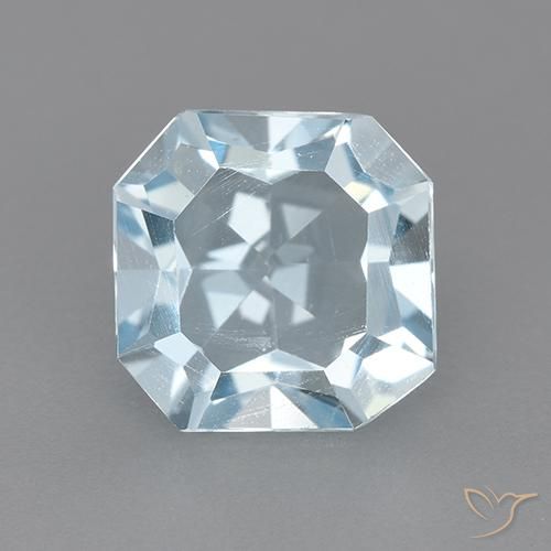 2.38ct Natürlicher Himmerlblau Topas, Smaragdschliff, VVS-VS