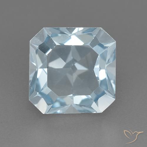 3.25ct Natürlicher Himmerlblau Topas, Smaragdschliff, VVS