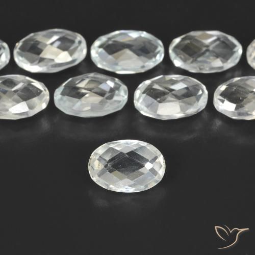 0.68ct Natürlicher Warmweiß Topas, Oval, VVS