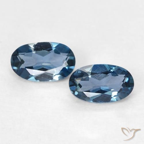 0.59ctw Natürlicher London Blau Topas, Oval, VVS