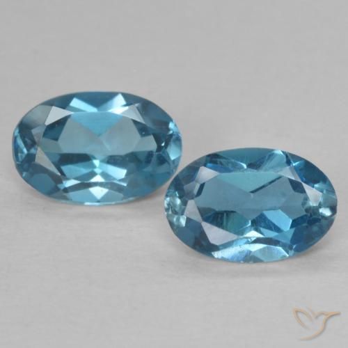 0.99ctw Natürlicher London Blau Topas, Oval, VVS-VS, Photo A