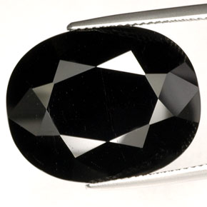 32,40 ctw natürlicher schwarzer Turmalin, Oval Schliff, VVS