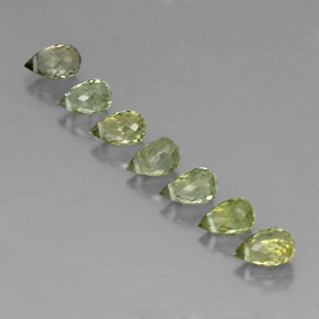 2.89 ct natürliche Pale Lime Green  Turmalin-Edelsteine, Briolette, VS