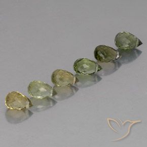 3.78 ct natürliche Helles Waldgrün Turmalin-Edelsteine, Briolette, VS-SI