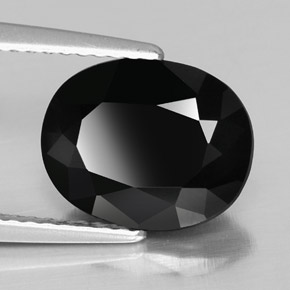 3,07 ctw natürlicher schwarzer Turmalin, Oval Schliff, Lichtundurchlässig