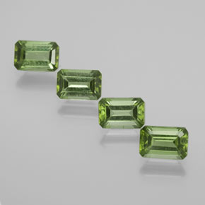 2.32 ct natürliche Waldgrün Turmalin-Edelsteine, Smaragdschliff, VS