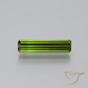 1.97ct Natürlicher tiefgrün Turmalin, Smaragdschliff, VVS-VS