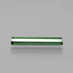 9,17 ctw natürlicher Grün Turmalin, Smaragdschliff, VVS-VS