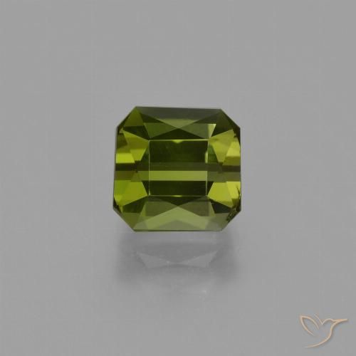 1.47ct Natürlicher Mittelgrün Turmalin, Smaragdschliff, VS