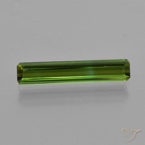 1.00ct Natürlicher dunkelgrün Turmalin, Smaragdschliff, VS