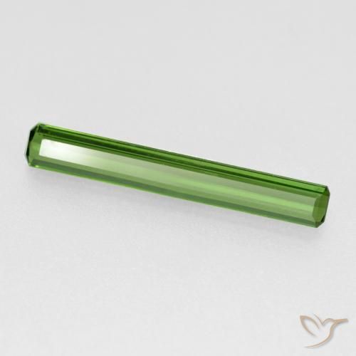 0.94ct Natürlicher Warmes Grün Turmalin, Smaragdschliff, VS