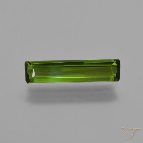 0.82ct Natürlicher dunkelgrün Turmalin, Smaragdschliff, VS