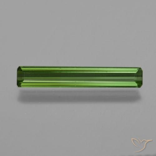 0.83ct Natürlicher tiefgrün Turmalin, Smaragdschliff, VVS-VS