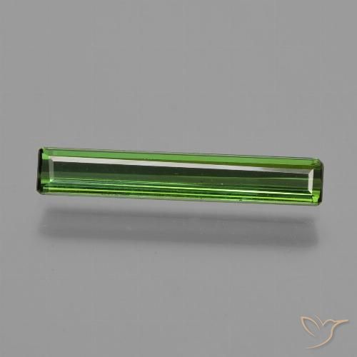0.94ct Natürlicher tiefgrün Turmalin, Smaragdschliff, VVS-VS