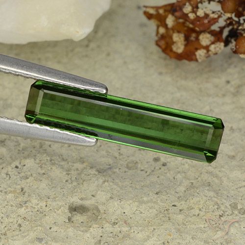 1.47ct Natürlicher Waldgrün Turmalin, Smaragdschliff, VVS