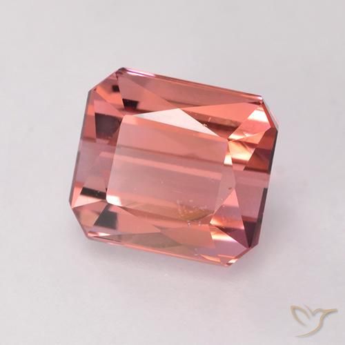 1.58ct Natürlicher Dunkelpink Turmalin, Smaragdschliff, VS
