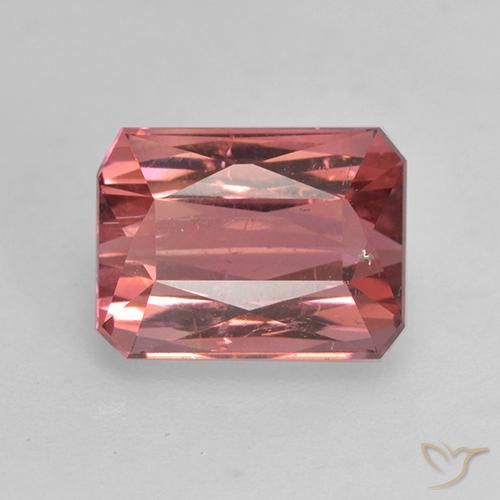 2.61ct Natürlicher Intensives Rosa Turmalin, Smaragdschliff, SI