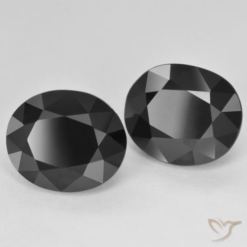 11.82 ct natürliche Schörl Turmalin-Edelsteine, Oval, Lichtundurchlässig