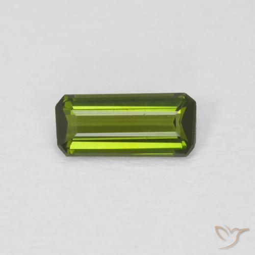 0.64ct Natürlicher tiefgrün Turmalin, Smaragdschliff, VVS