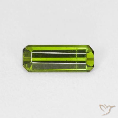 0.69ct Natürlicher tiefgrün Turmalin, Smaragdschliff, VS