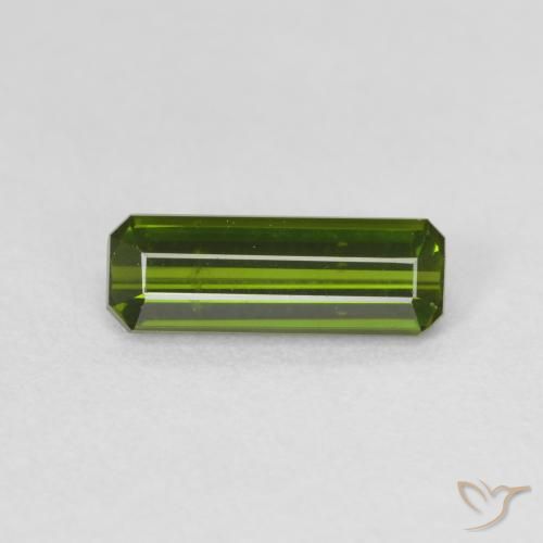 0.90ct Natürlicher Warmes Grün Turmalin, Smaragdschliff, VVS-VS