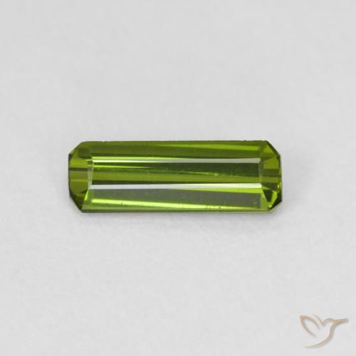 0.61ct Natürlicher Warmes Grün Turmalin, Smaragdschliff, VVS-VS