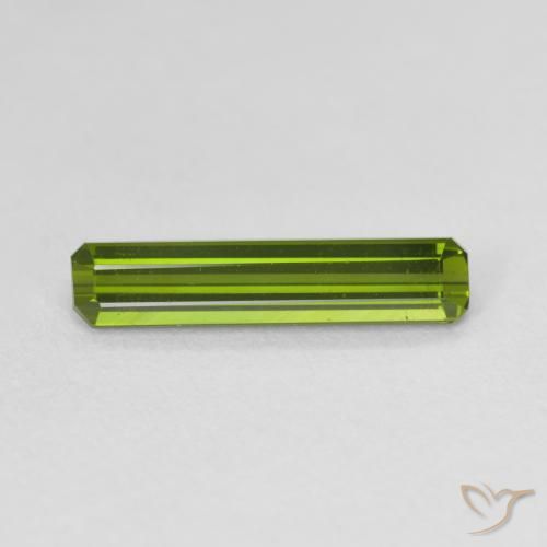 1.36ct Natürlicher Mittelgrün Turmalin, Smaragdschliff, VVS-VS