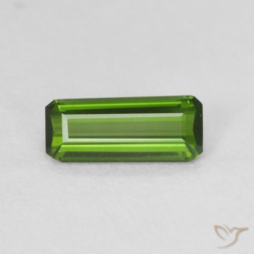 0.77ct Natürlicher Mittelgrün Turmalin, Smaragdschliff, VVS