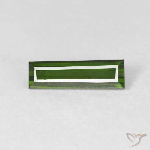0.69ct Natürlicher dunkelgrün Turmalin, Baguette, VVS