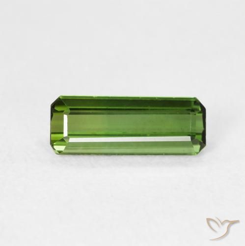 0.69ct Natürlicher Mittelgrün Turmalin, Smaragdschliff, VVS-VS