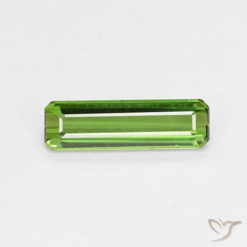 0.80ct Natürlicher tiefgrün Turmalin, Smaragdschliff, VVS