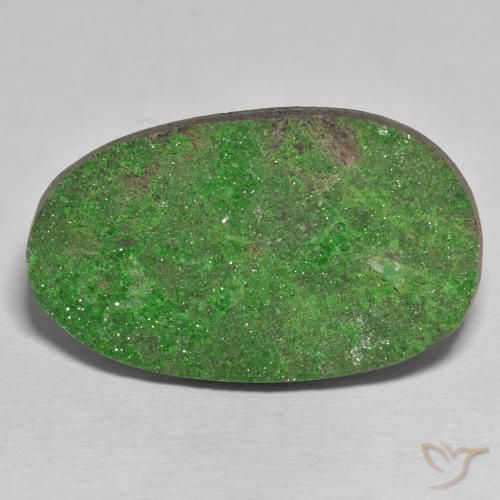 50.46ct Natürlicher Grün Uwarowit-Granat-Druse, Oval, Lichtundurchlässig