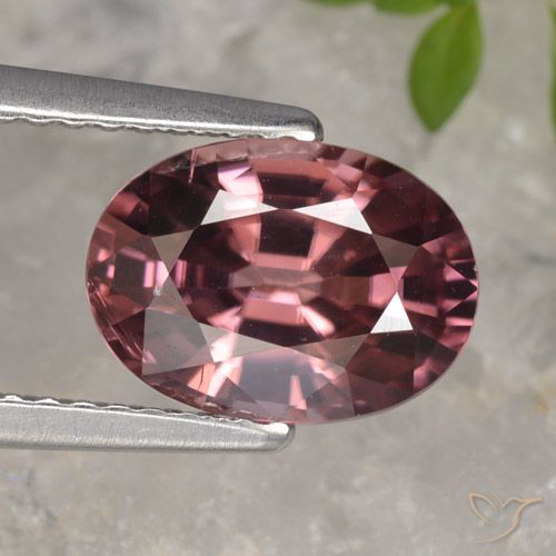 2.96ct Natürlicher tiefrot Zirkon, Oval, VVS-VS